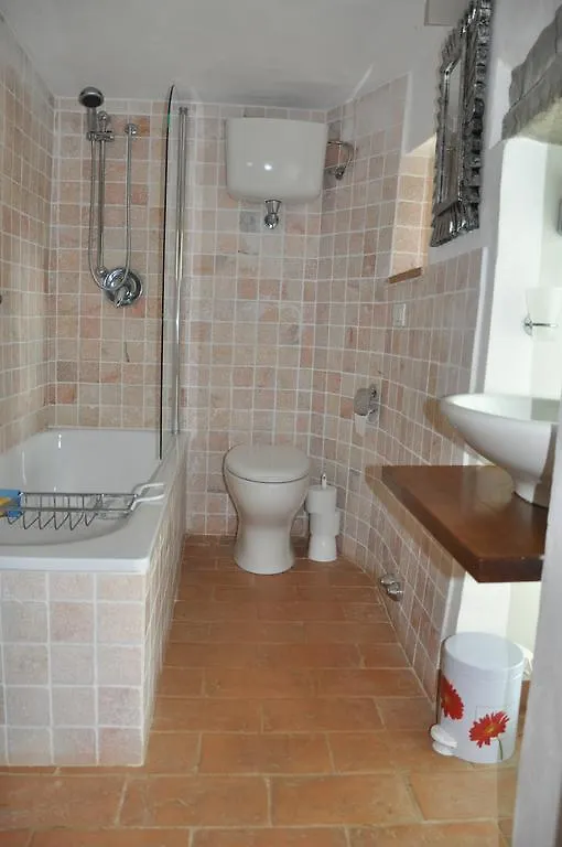 Villa Rosa Cortona 0*,